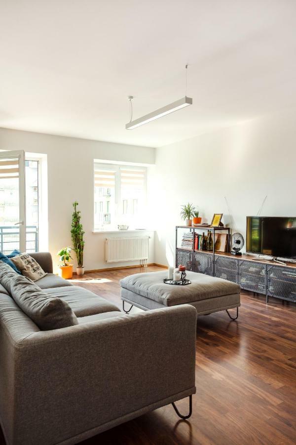 #Stayhere - Spacious & Bright 1Bdr Apartment Shopping District VNO Extérieur photo