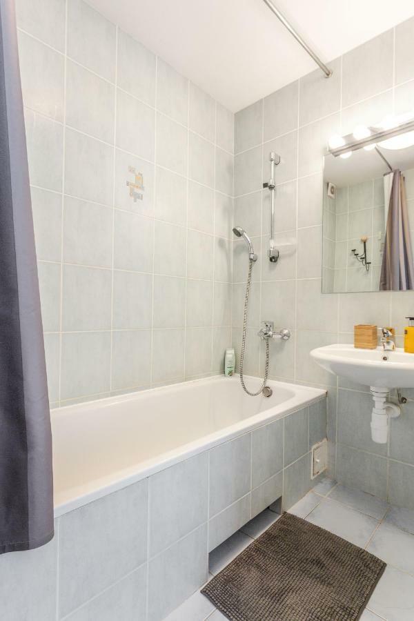 #Stayhere - Spacious & Bright 1Bdr Apartment Shopping District VNO Extérieur photo